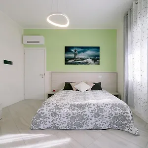  Apartment Residenza La Boheme Italien